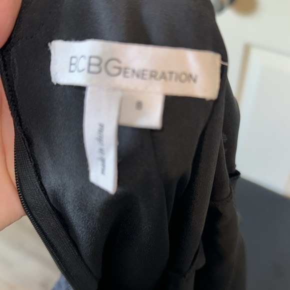 Beautiful BCBG dress size 8 - Picture 6 of 8